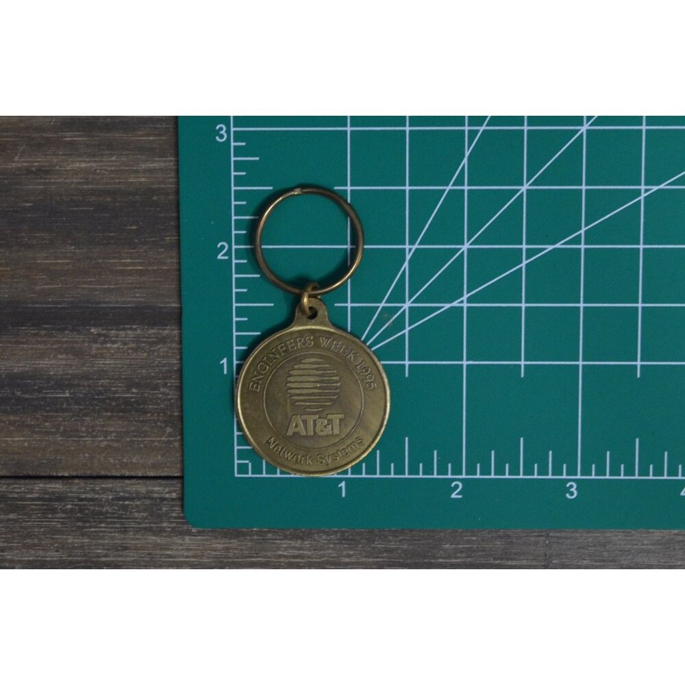 AT&T Engineers Week Key Tag Ring 1995 Network Systems Reality - Picture 4 of 4